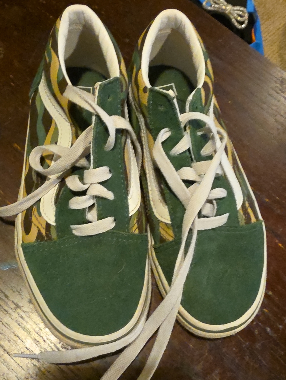 Kids Green Vans Suede & Camouflage Lace-Up Sneakers Size 2.5